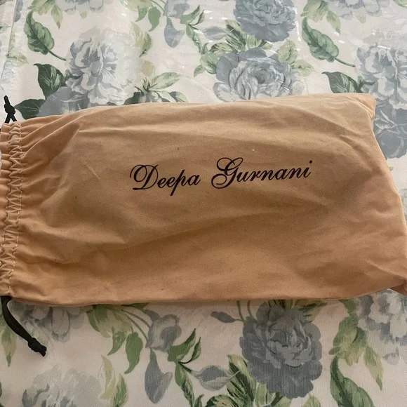 Deepa Gurnani clutch Brand New - Picture 7 of 9